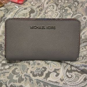 NEW Small Zip Wallet (7x4)